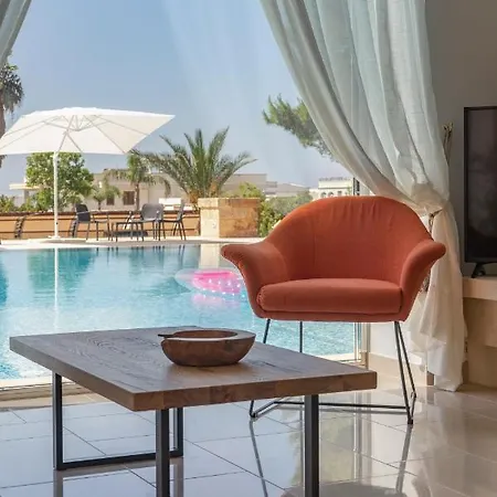 Rosa Mediterranea Villa *